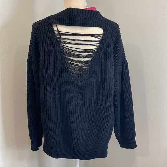 Oversized Distress Boutique Sweater - Picture 3 of 3